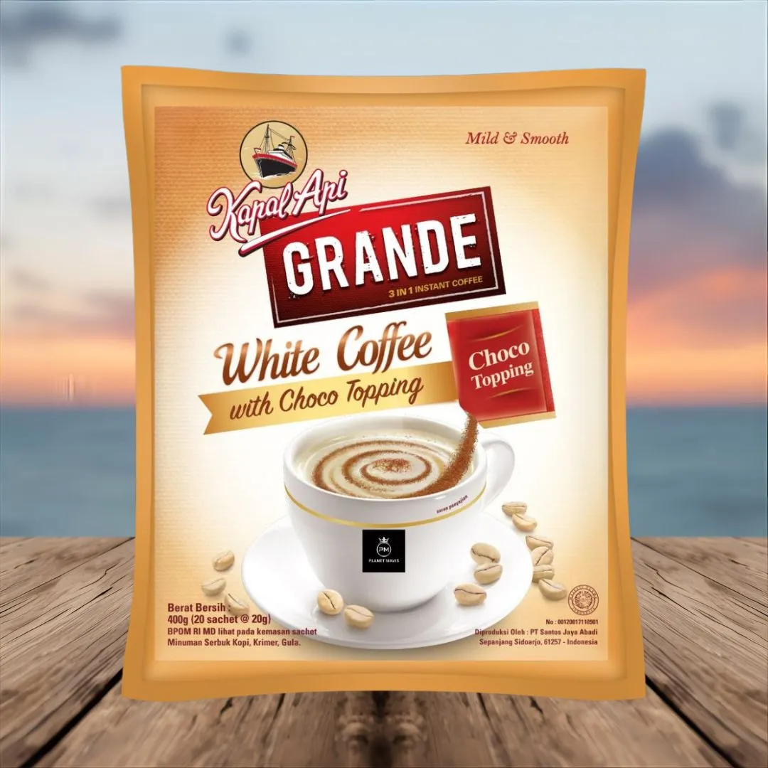 Kapal api grande 3in1 white coffee with choco topping Mild & Smooth